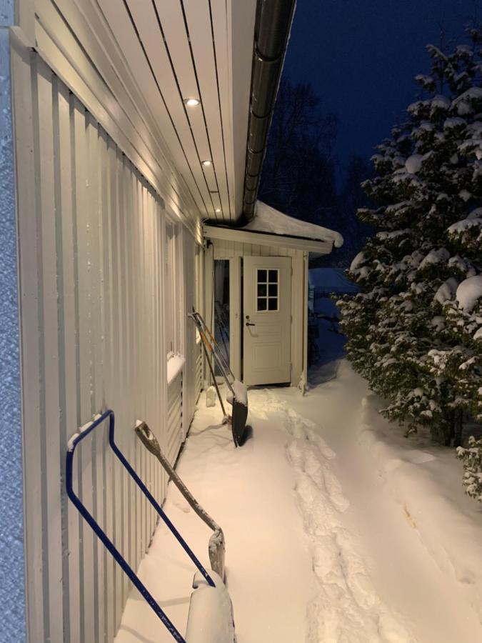 Own Room With Big Bed In A Big House! Luleå Екстериор снимка