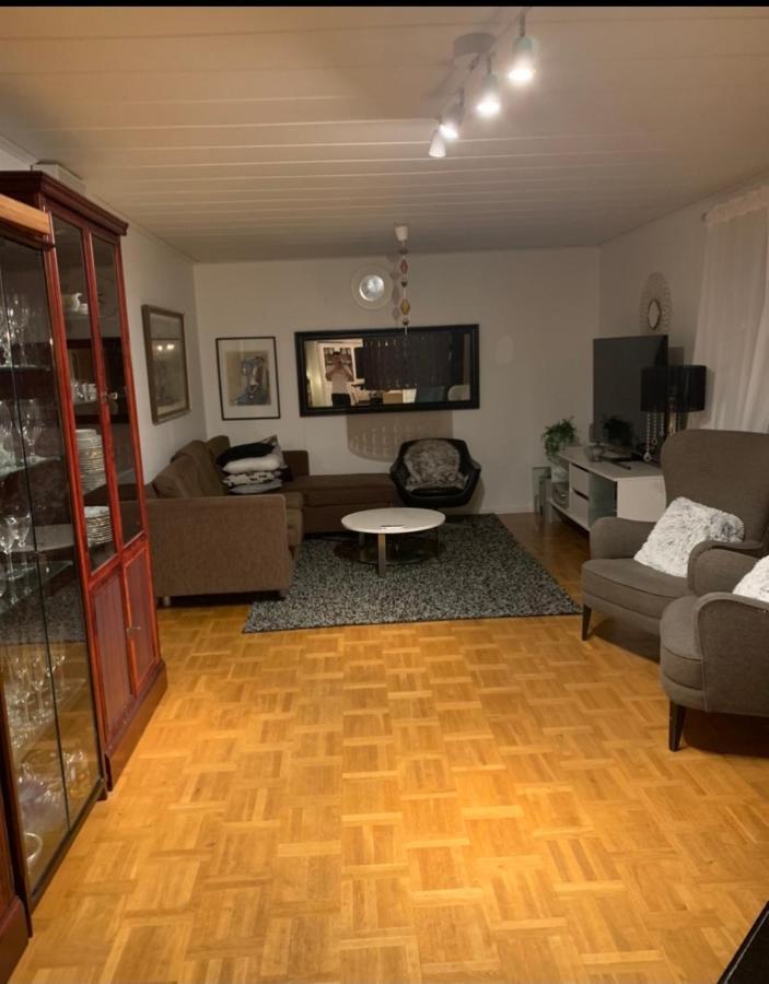 Own Room With Big Bed In A Big House! Luleå Екстериор снимка